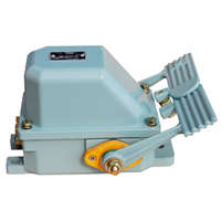 Выключатель концевой НВ-702 У1 рычаг с 2-мя педалями 10А IP44 2 эл. цепи Электротехник ET513982