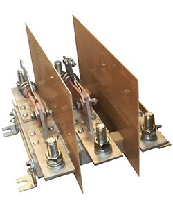 Разъединитель РЕ19-43-31160-00 УХЛ3 1600А 3п на одно направление рычаг для пополюсного оперирования штангой IP00 Электротехник ET921426