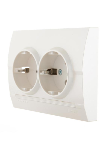 Розетка 2-м СП Deriy 16А IP20 с заземл. керамика жемчуж./бел. метал. LEZARD 702-3030-127