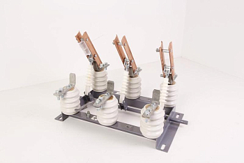 Разъединитель РВ-10/630 УХЛ2 Электрофарфор 00000374