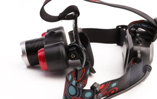 Фонарь налобный аккумуляторный LED5334 3.7В 3LED 5Вт фокус 2 ак. 4 реж. USB бокс черн. Ultraflash 15031