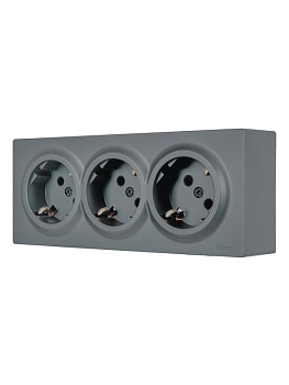 Розетка 3-м ОП LETO с заземл. закрытый корпус ПБТ графит LEZARD 752-3400-127BUP