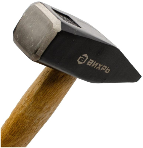 Молоток 800г квадратн. боек деревянная ручка Вихрь 73/6/8/4
