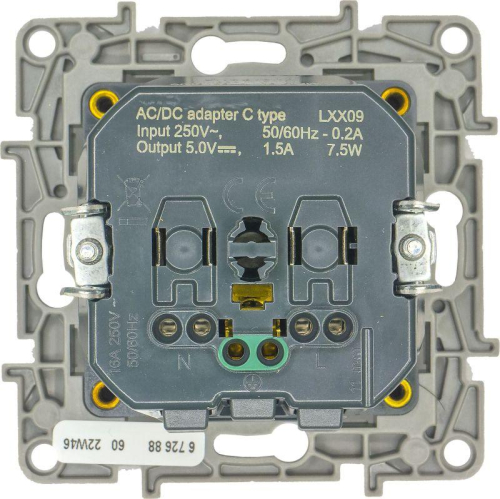 Розетка USB C Etika 16А 250В 1500мА 7.5Вт с заземл. защ. шторки безвинт. зажимы антрацит IEK 672688