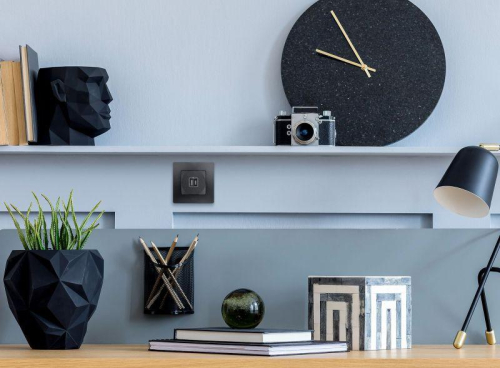 Устройство зарядное Etika с 2-мя USB разъемами A и C 240В/5В 3000мА антрацит IEK 672636