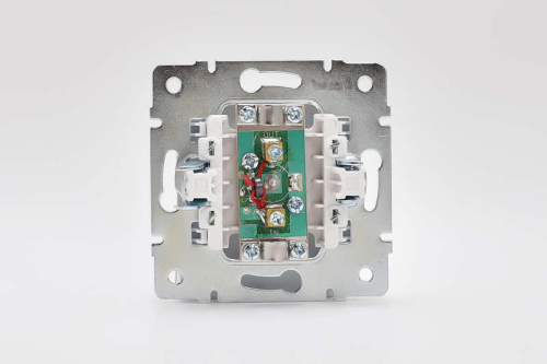 Розетка телевизионная проходная TV СП Karina механизм бел. LEZARD 707-0288-129