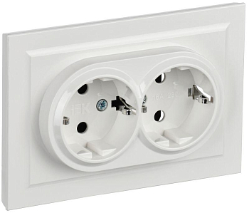 Розетка 2-я с з/к/ш Brite 16А в сб. РСш12-3-БрБ бел. IEK BR-R24-16-K01-F-PRO