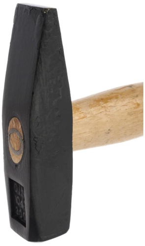 Молоток 800г квадратн. боек деревянная ручка Вихрь 73/6/8/4