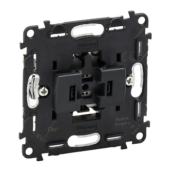 Выключатель кнопочный 1-кл. Valena In'matic 6А 250В безвинтов. зажимы механизм Leg 752011