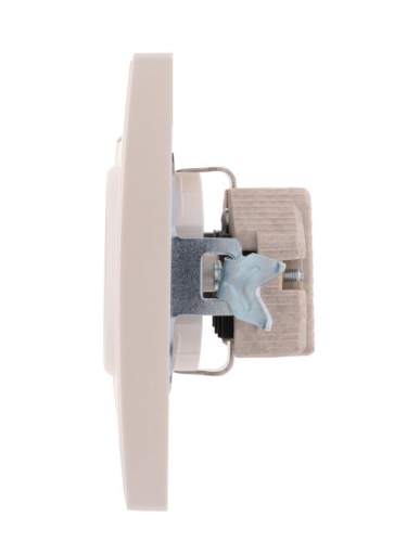 Розетка 1-м СП Rain с заземл. керамика жемчуж./бел. перламутр. LEZARD 703-3030-122