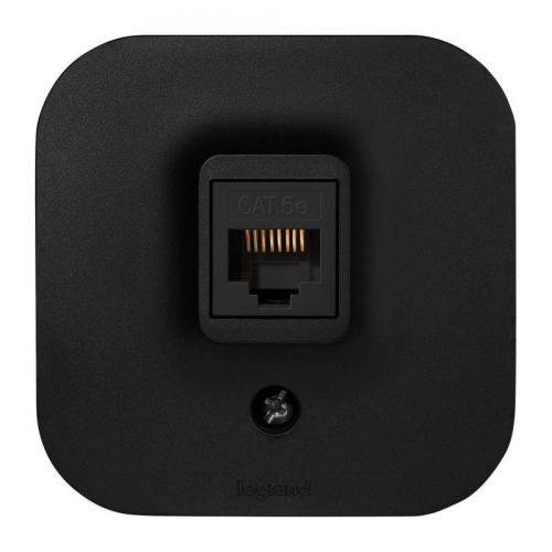 Розетка компьютерная 1-м ОП Quteo RJ45 кат.5E UTP черн. матов. IEK 782480