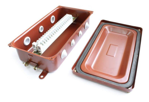 Коробка КМ 43-20 У3 IP43 ступенчатый ПВХ ввод ГОФРОМАТИК zeta30339