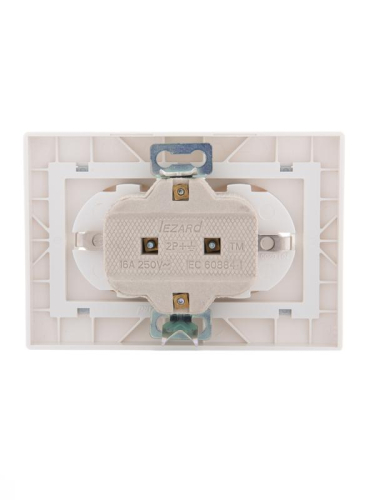 Розетка 2-м СП Mira 16А IP20 с заземл. с сер. вставкой керамика бел. LEZARD 701-0215-127