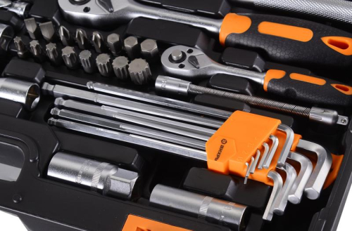 Набор инструментов 1/2дюйм 1/4дюйм CrV в кейсе 151 предмет Вихрь 73/6/7/9