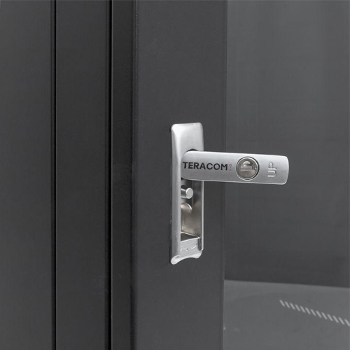 Шкаф настенный 19дюйм TERACOM PRO 12U 600х450мм дверь стеклянная с замком-ручкой черн. EKF TRP-WLL-1264-40B