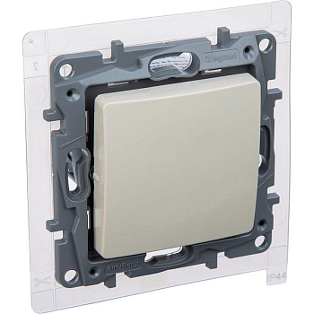 Переключатель 1-кл. Etika 10А IP44 250В безвинтов. зажимы сл. кость IEK 672307