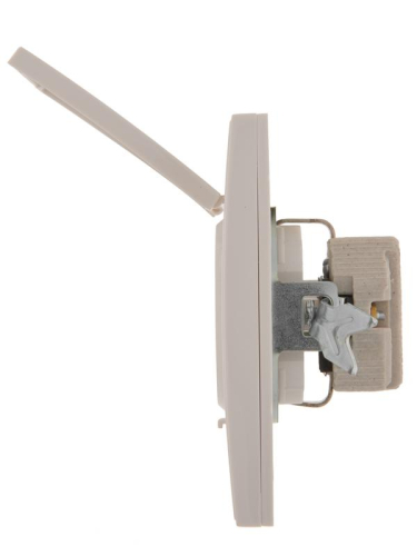 Розетка 1-м СП Rain с заземл. с защ. крышкой керамика бел. LEZARD 703-0202-123