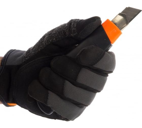 Нож с выдвижным лезвием 18мм двухкомпонентн. корпус винтовой фиксатор Вихрь 73/10/10/3