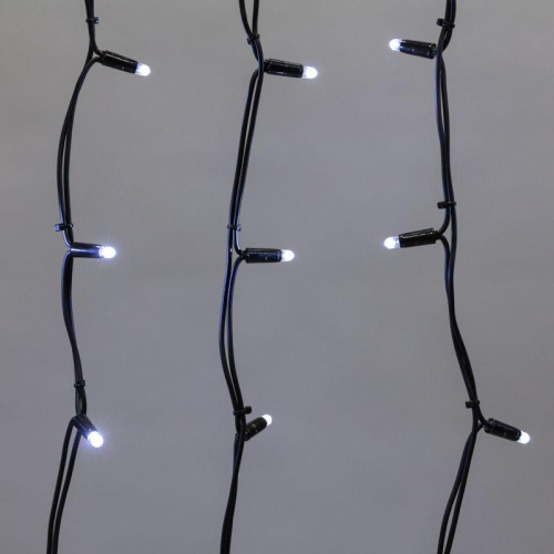 Гирлянда светодиодная "Айсикл" (бахрома) 5х0.7м 152LED бел. 12Вт IP67 провод черн. каучук Neon-Night 255-315