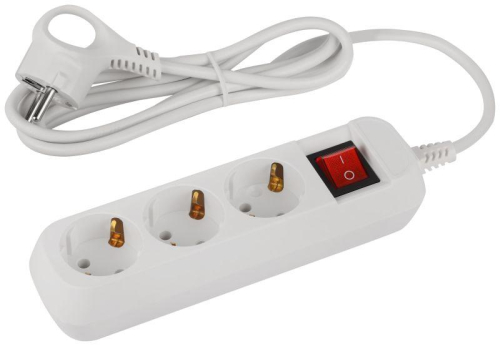 Удлинитель электрический UDL-10-315-ES Greenline 3 розетки с заземлением с выключателем 1.5м ПВС 3х0.75кв.мм Эра Б0065051