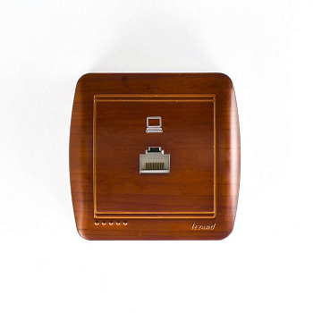 Розетка компьютерная ОП Demet RJ45 махагон LEZARD 711-0500-139
