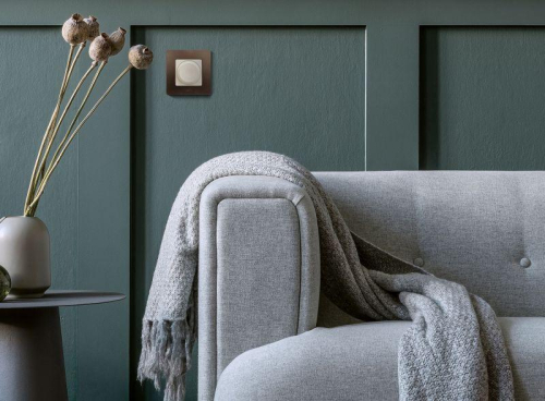 Механизм светорегулятора поворотного СП Etika 300Вт без нейтрали сл. кость IEK 672319