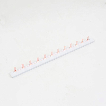 Шина соединительная BBS-MD100 типа PIN 1 полюс 56 присоединений для модульной аппаратуры DKC BBS-MD100P-1P56