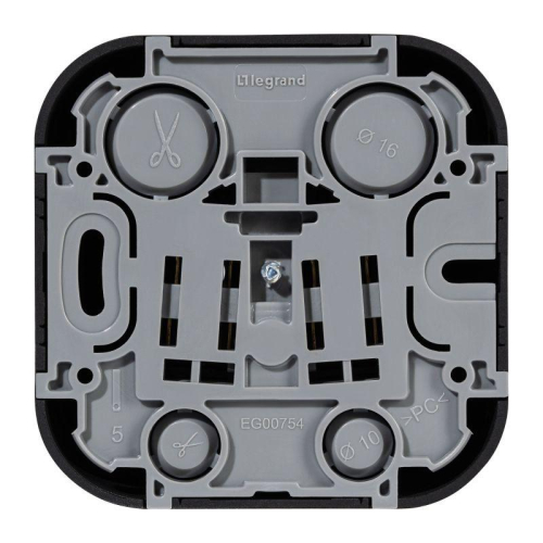Розетка 1-м ОП Quteo 16А IP20 2P+E с заземл. без защ. шторок черн. матов. IEK 782472