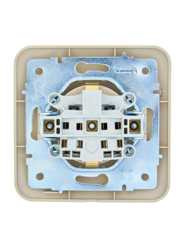 Розетка 1-м СП ASTI 16А IP20 с заземл. с крышкой термопласт в сборе крем. LEZARD 7081-0303-123В