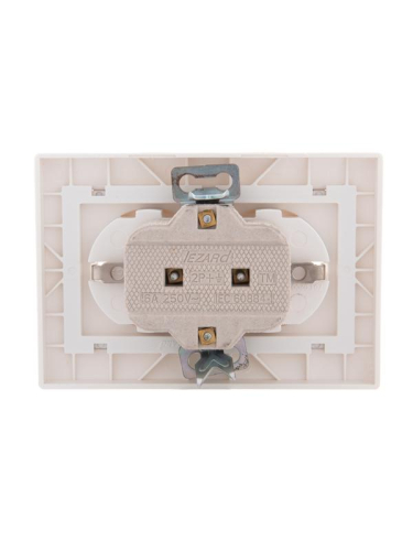 Розетка 2-м СП Mira 16А IP20 с заземл. керамика свет. корич./жемчуж./бел. метал. LEZARD 701-3031-127