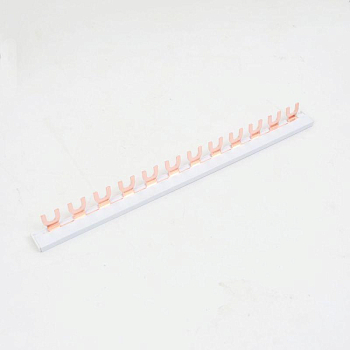 Шина соединительная BBS-MD63 типа FORK 1 полюс 56 присоединений для модульной аппаратуры DKC BBS-MD63F-1P56