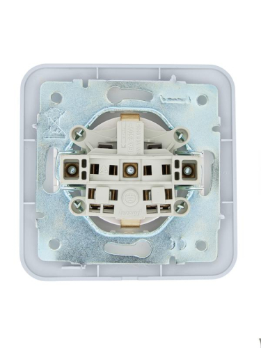 Розетка 1-м СП ASTI 16А IP20 с заземл. защ. шторки термопласт в сборе жемчуж./бел. перламутр. LEZARD 7081-3030-124B