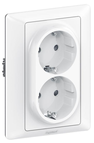 Панель лицевая Valena Life для 2-м розетки 2х2К+З бел. Leg 754950