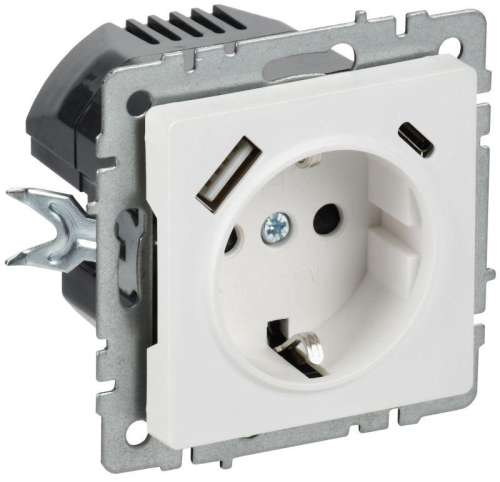 Розетка BRITE РЮш11-1-БрАБ 16А с USB A+C 18Вт с заземл. защ. шторки механизм арктич. бел. IEK BR-R14-16-U22-018-K91