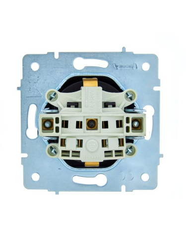 Розетка 1-м СП ASTI 16А IP20 с заземл. с крышкой термопласт механизм черн. бархат. LEZARD 7081-4288-123В