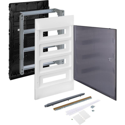 Щиток пластиковый встраиваемый Practibox S 4х18 дым. дверь Leg 137559