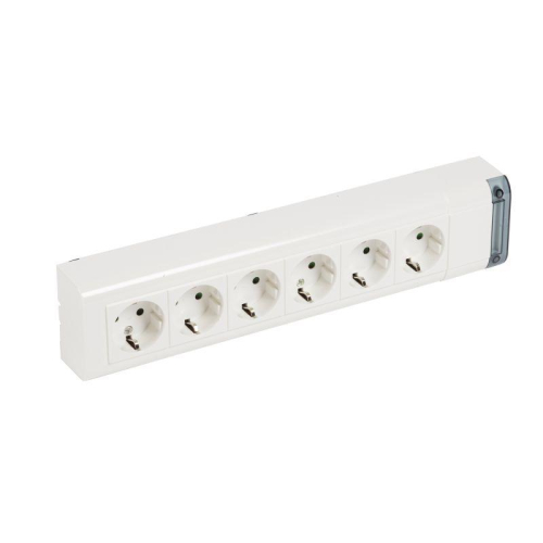 Блок розеток 6-м 16А 6х2P+E защ. шторки бел. Leg 050627