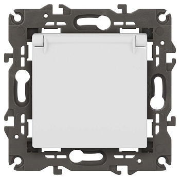 Розетка ЭРА Elegance 14-2103-01М 2P+E Schuko со шторками с крышкой 16А-250В матов. бел. Эра Б0065808