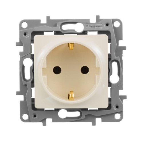 Розетка 1-м СП Etika 16А IP20 250В 2P+E с заземл. немецк. стандарт винт. клеммы механизм сл. кость Leg 672321