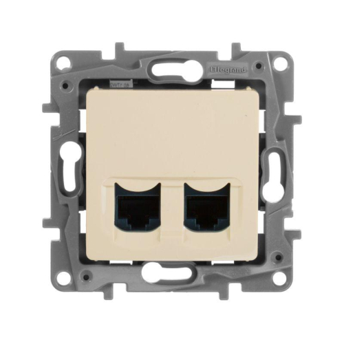 Розетка компьютерная 2-м СП Etika RJ45 кат.6 UTP механизм сл. кость IEK 672354