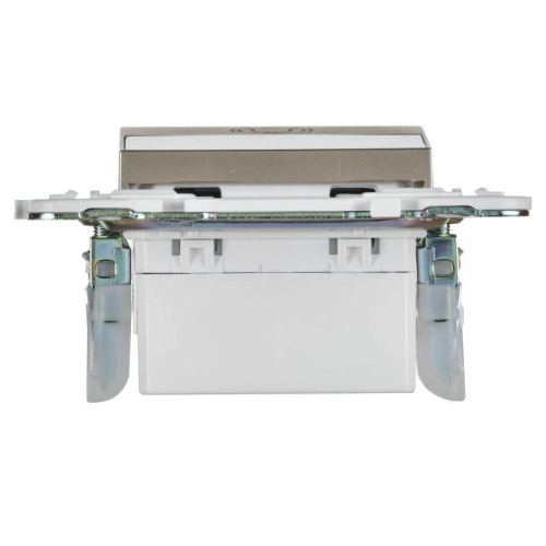 Кнопка звонка SKANDY 10А SK-V17Sh для отелей с индикацией шампань IEK SK-V14-2-10-K37